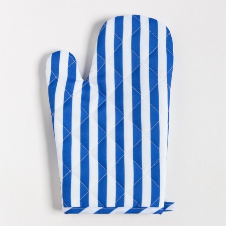 Kitchen set of shares. Color blue take 17x17 cm, mittens 26x16 cm, apron 60x80 cm, 100% p/e-4