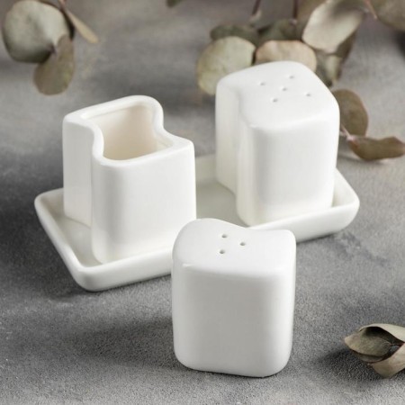 Set for spices Porcelain Magistro "Blanche", 3 objects: Solonka 65 ml, pistan 60 ml, tank for toothpicks, white color-1