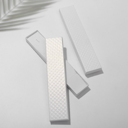 Gift box for a bracelet/chain/clock, “Styganaya”, 21 × 4, white color-1