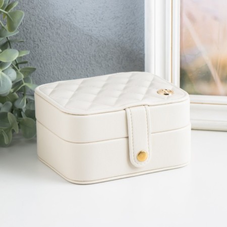Casket to the leatherette for jewelry "Stygian matte" white 12x10x6.3 cm