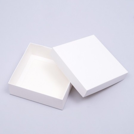 The box is folding, the lid is, white, 15 x 15 x 5 cm-2
