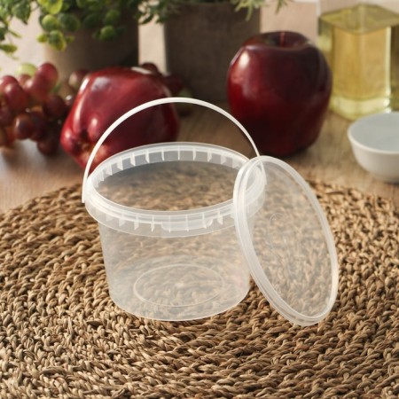 A plastic disposable bucket with a lid, 500 ml, d = 10.9 cm, a height of 8 cm is transparent, 500 pcs/units.