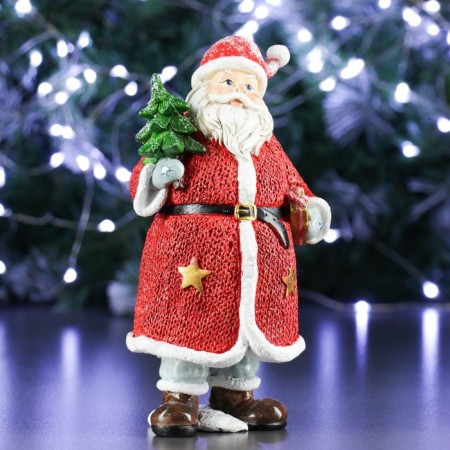 New Year's figure "Santa Claus with a Christmas tree and a gift" in red 11x10x21cm