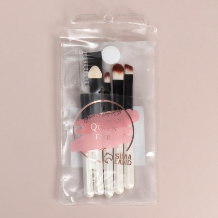 A set of makeup brushes, 5 items, PVC chech, white color-2