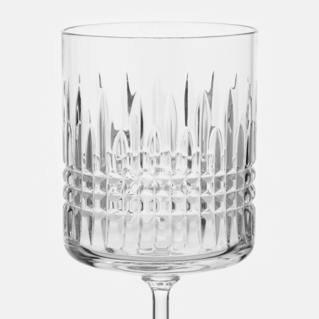 A set of crystal fuel for wine France-3