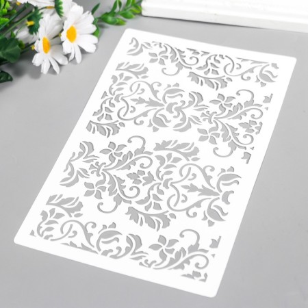 Plastic stencil "Pitter" 24x16 cm-1