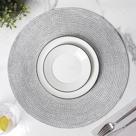 Serving napkin on the Glori Magistro table, d = 38 cm, silver color-3
