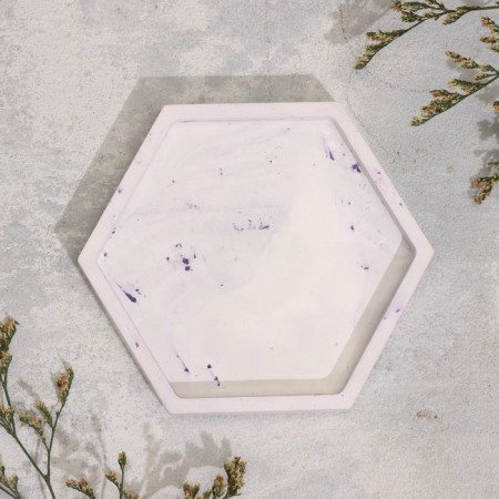 Sumper "hexagonal. Marble" from gypsum, 9.7x1.3x1cm, marble with purple stripes-2