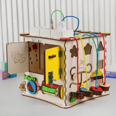 Bizikub "Developing Cube", with an electrician 25 × 25 cm-1