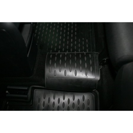 Rugs in the Mercedes-Benz B-Class T245 2005-2016 salon, 4 pcs. (polyurethane)-3