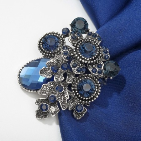 Brooch "Empress" darkness, blue color in black silver