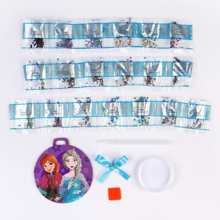Diamond mosaic on the suspension "New Year" Cold heart-6