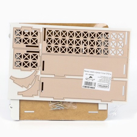The keybox is wall -mounted with a shelf with a shelf and a “happiness” pocket, 20 x 20 cm.-7