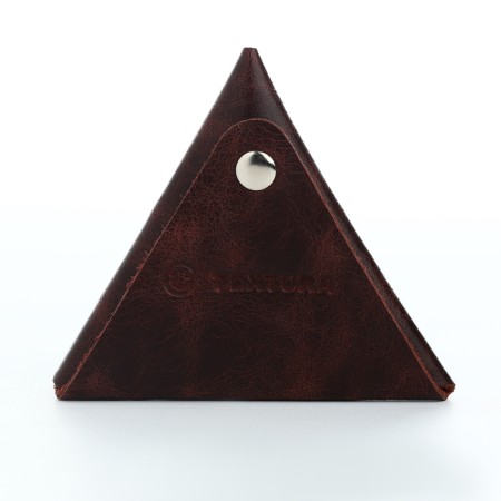 Monetnik on the button, Textura, brown color