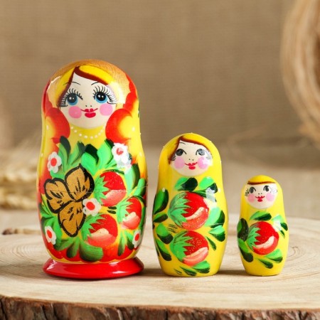 Nesting doll "strawberry", yellow dress, 3 puppet, 10 cm-4