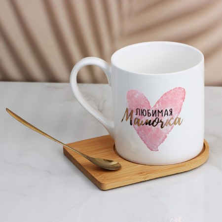 Ceramic mug on a wooden stand “Favorite Mommy”, 400 ml, with a spoon, white color-2