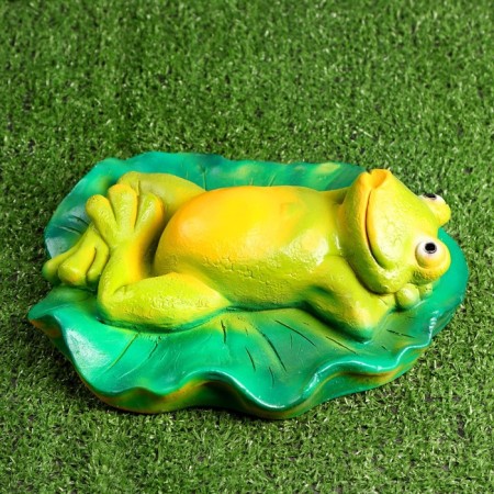 Garden figure "Frog on the jug" 23x26x11cm-1