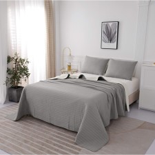 The bedspread and pillowcase 
