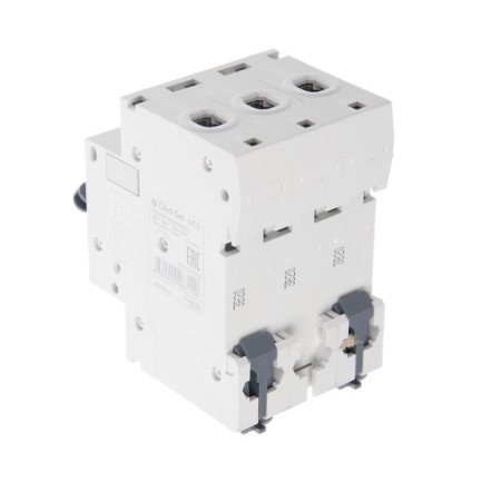 The circuit breaker SE CITY9 SET, B, 20 A, 3P, 4.5 KA, 400 V-2