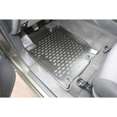 3D mats in the Mitsubishi L200 salon, 2015-2016, budget equipment, 4 pcs. (polyurethane)-1