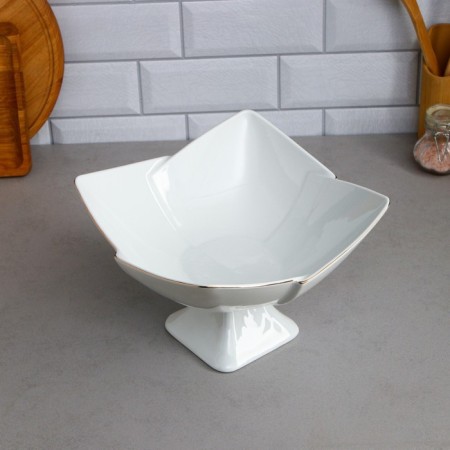 Saladnik "Tulip", with a stand, 2 l, gold stroke, porcelain, Iran-1