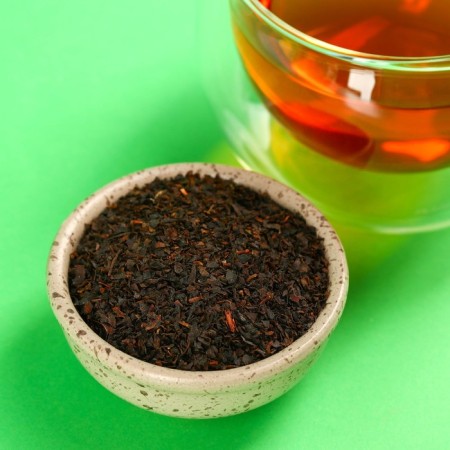 Black tea "Feelings" in the box, taste: strawberries, 50 g.-1