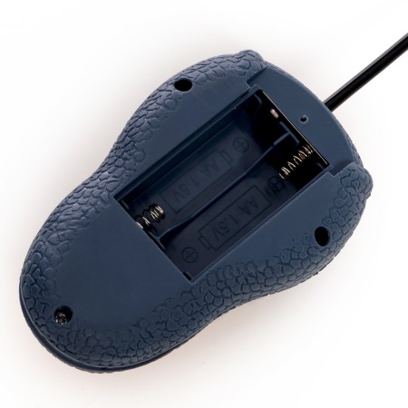 The dragon is radio -controlled, breathes steam, light and sound effects, works from batteries-10
