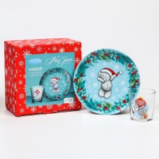 Set of dishes 