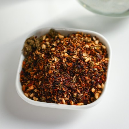 Berry and grassy tea "Beloved Grandmother": cloudberry, rosehip, chaga, raspberry sheet, black aronia, 50 g.-1