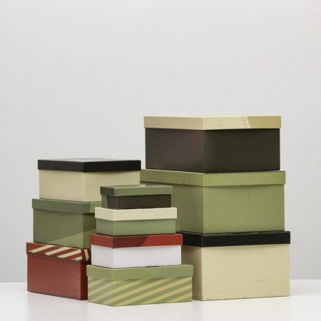 A set of boxes 10 in 1 “February 23”, 30.5 x 20 x 13 - 12 x 6.5 x 4 cm-1