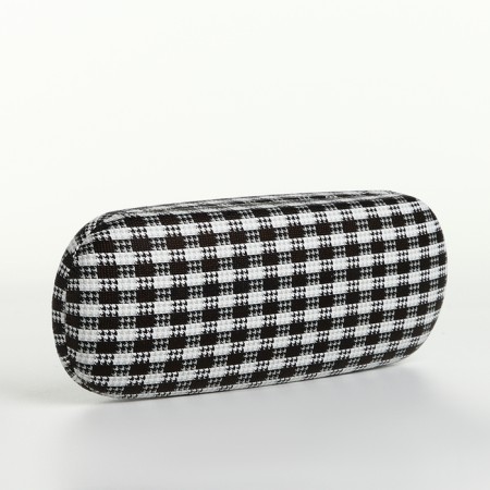 Case for glasses on a cracker, length 16 cm, black color
