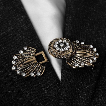 Cardigan clamp "feathers", white color in black gold-3