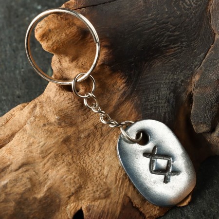 Amulet "Scandinavian runes", Runa Inguz, 21x29mm, metallic-5