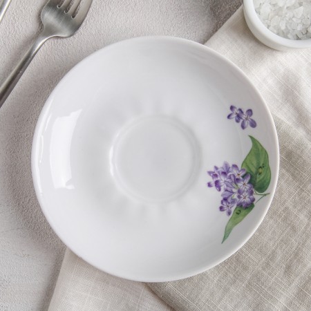 Porcelain saucer "Lilac", d = 15 cm