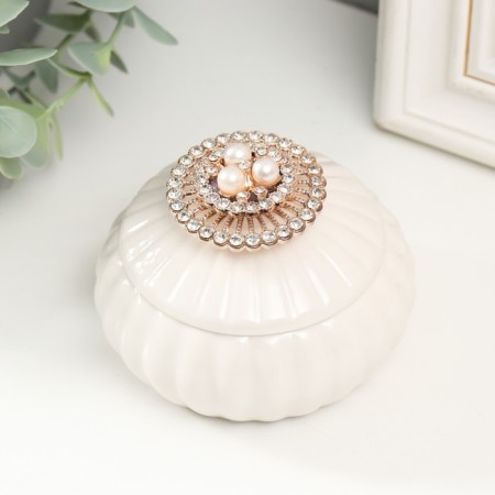Coramics box "Circle with rhinestones and pearls" 7.7x7.7x6 cm