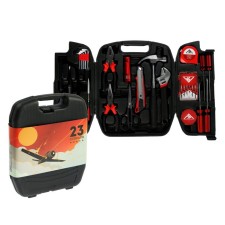 A set of tools in the Case Lom 