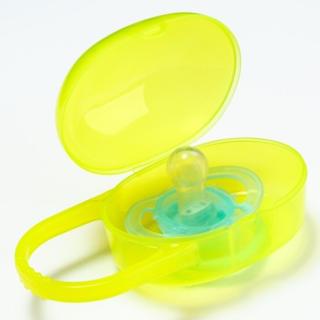 A container for storing and sterilizing children's nipples and dummy, yellow color-4