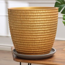 Flower pot 