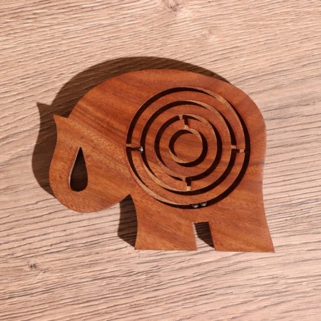 Puzzle-labyrinth "Elephant" 13x10 cm, tree shisham-2