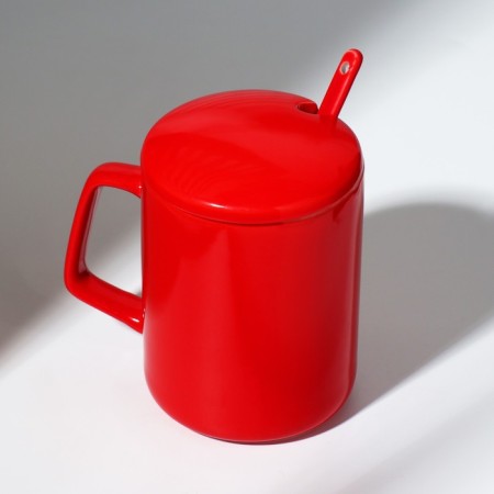Ceramic mug with a spoon and lid "Penguins", 400 ml, red color-1