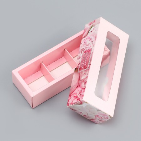 Box with a shell for 3 sweets, with the window "Festive bouquet", 13 x 5 x 3.3 cm. Confectionery packaging-3