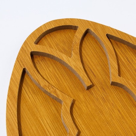 Menzhitsa wooden "Rabbit", 30 x 24 cm-1