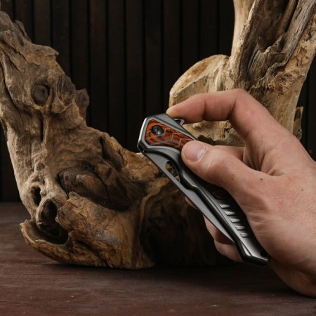 Folding "Predator" semi -automatic, wood lining, 22cm, blade 9.3cm-6