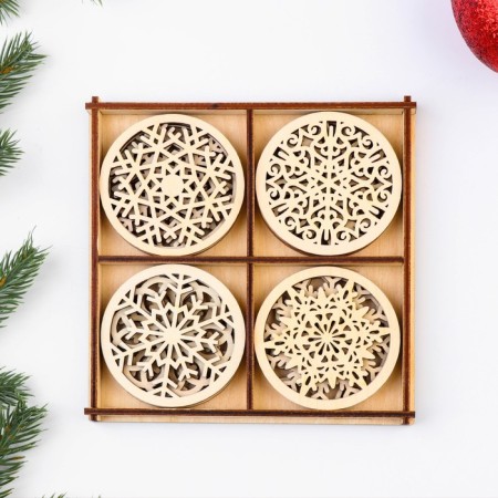 Set for creativity "Snowflakes in a circle", 12 pcs