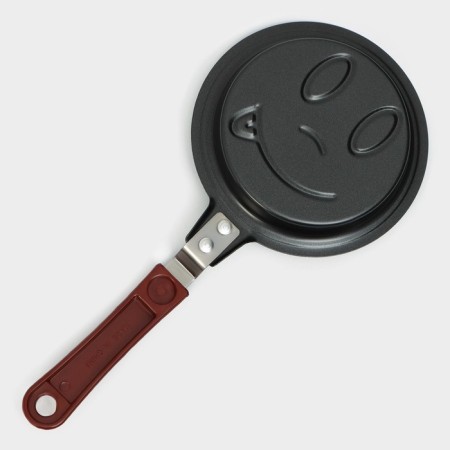 The frying pan “Smile”, d = 12 cm, plastic handle, anti -stick coating, black color-3