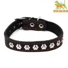Leather collar on synthetic winterizer, decorated, 55 x 2.5 cm, Osh 35-45 cm, black