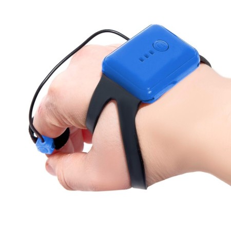 Ampibia, the battery, works on the battery, gesture control, swims, red color-1
