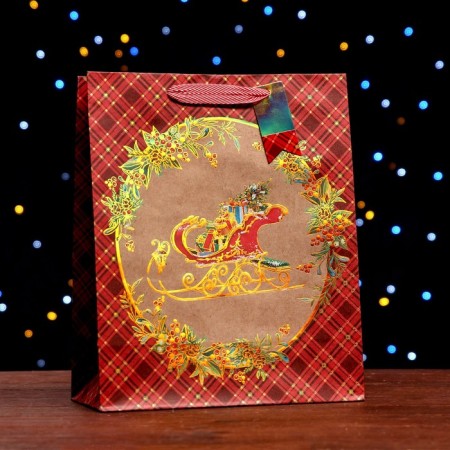 Gift package "New Year's sleigh" 26 x 32 x 12 cm