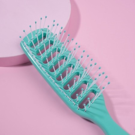 The comb is massage, ventilated, 4.5 × 20.5 cm, color mix-3
