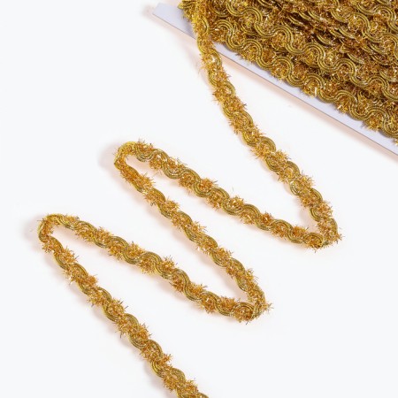 Braid gold 1.5 cm, in a roll 10 meters